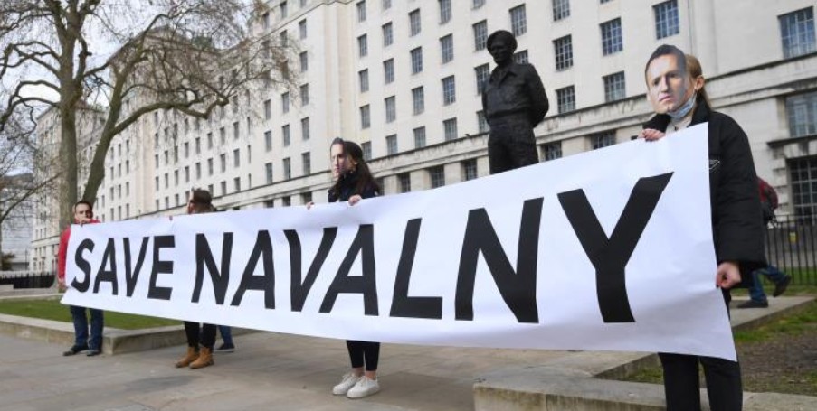 Λυπηρή η κράτηση υποστηρικτών του Ναβάλνι πριν από την προγραμματισμένη διαδήλωση, λέει ο Σ. Μισέλ